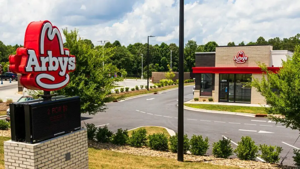 Does-Arbys-Take-Apple-Pay