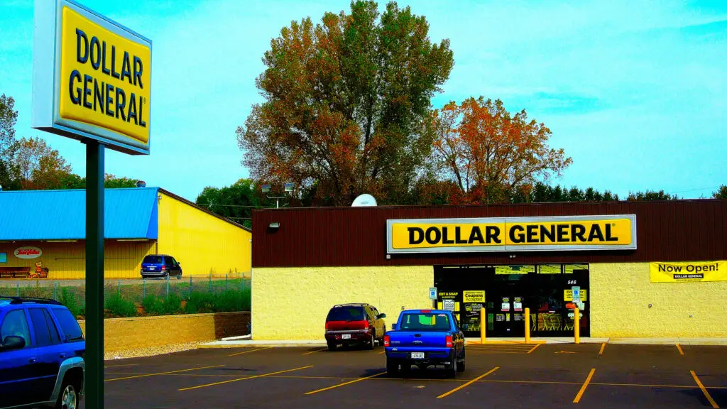 Does-Dollar-General-Take-Apple-Pay-scaled