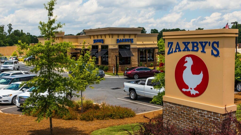 Does-Zaxbys-Take-Apple-Pay-featured-image