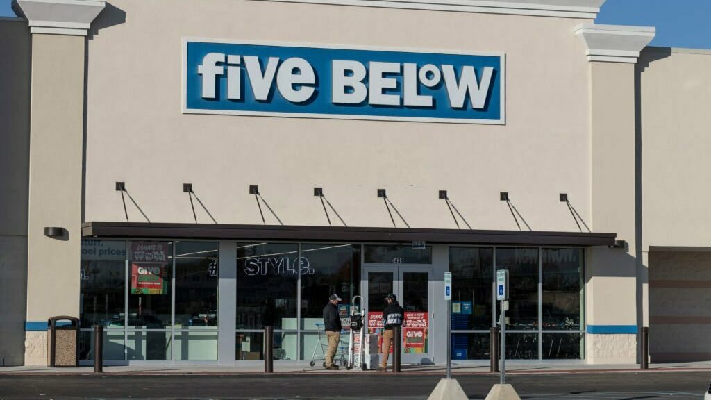 Does-Five-Below-Take-EBT-featured-image